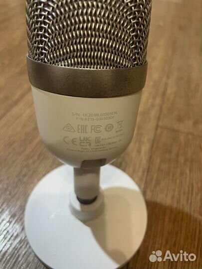 Микрофон razer seiren mini