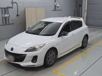 Mazda Axela 1.5 CVT, 2013, 70 000 км, с пробегом, цена 840 000 руб.