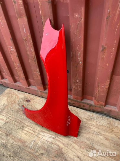 Левое переднее крыло Вольво V70 2008-2016 P3