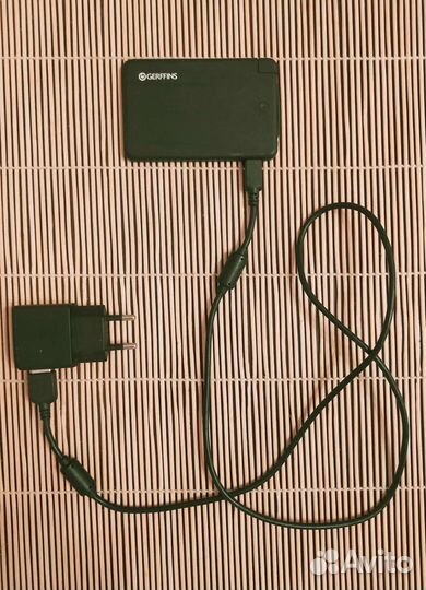 Внешняя, аккумуляторная батарея акб 