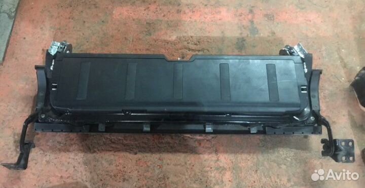 Крышка багажника задний борт Peugeot 4007 Пежо