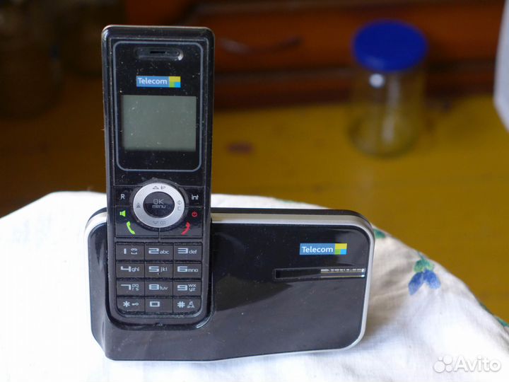 Стационарный телефон