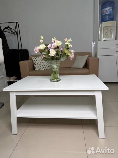 Журнальный столик IKEA