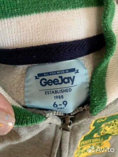 Спортивный костюм