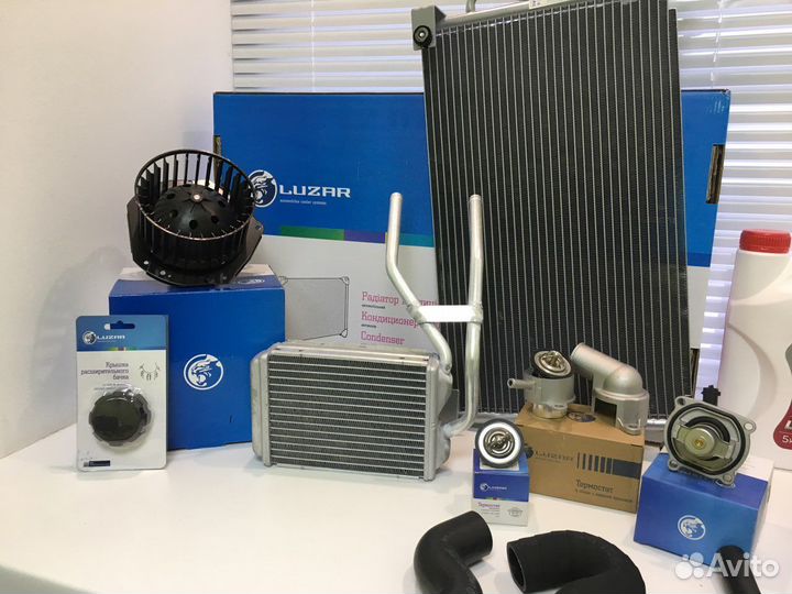 Термостат PSA 308 (11) /C4 (10) 1.6i AT («быстросъём», датчик темп. слева)