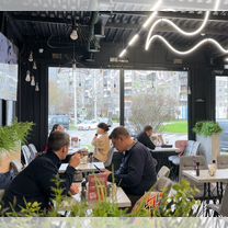 Партнёрство в работающем кафе, Павлодар