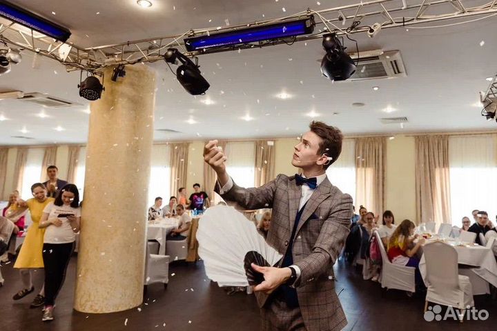 Фокусник-иллюзионист Сергей Сидоров