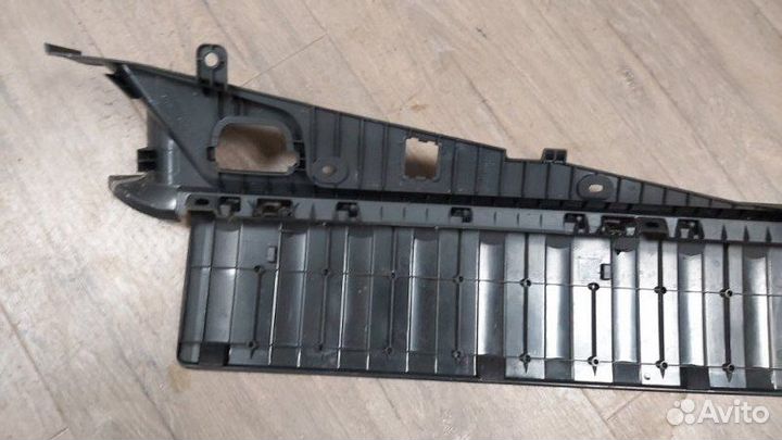 Накладка багажника Bmw X5 E53 M62 4.6IS 2002