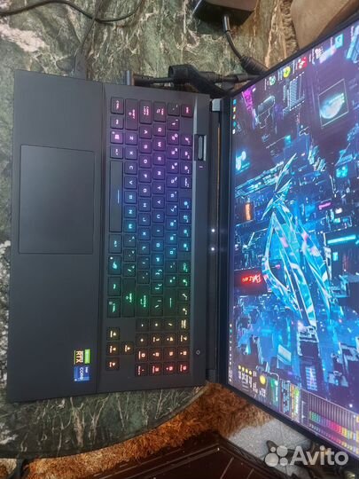 Asus Rog zephyrus S17,Core i9,RTX 3080 16 GB,2K