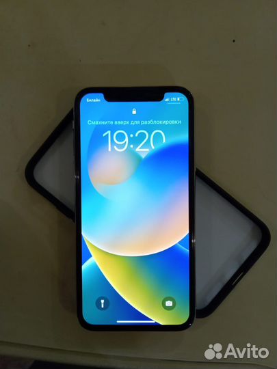 Телефон iPhone х