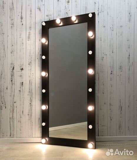 Зеркало с подсветкой