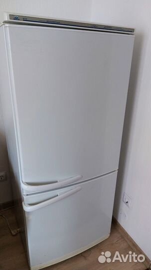 Холодильник Атлант двухкамерный