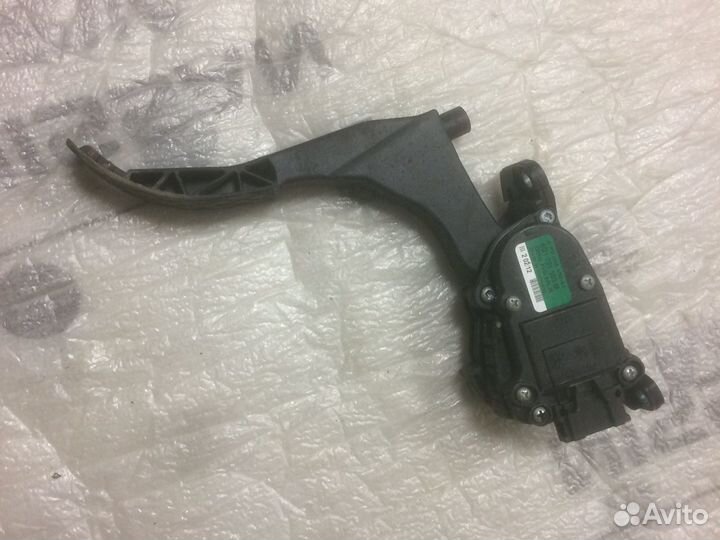 Педаль газа Skoda Fabia Roomster Rapid VW Polo