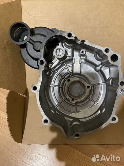 Крышка генератора gsxr 600