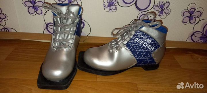 Лыжные ботинки