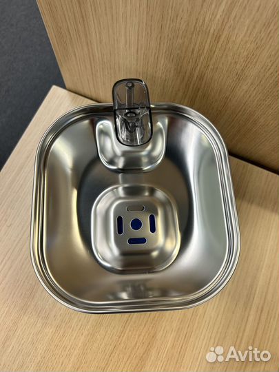 Автоматическая поилка фонтан для кошек