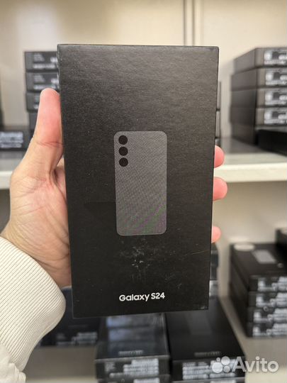 Samsung Galaxy S24, 12/256 ГБ