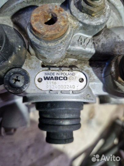 Блок подготовки воздуха Mercedes-Benz