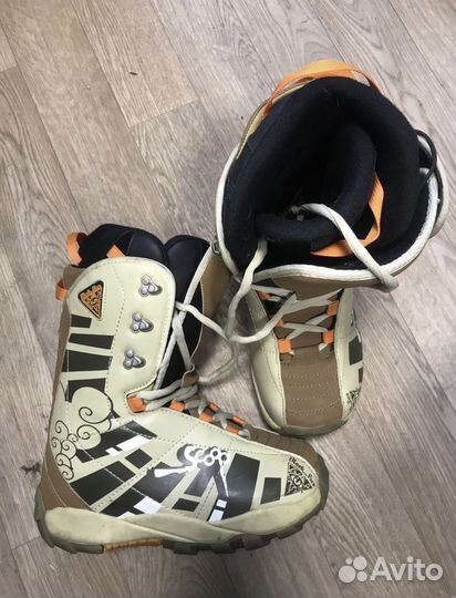 Ботинки для сноуборда Black Fire 38 EUR