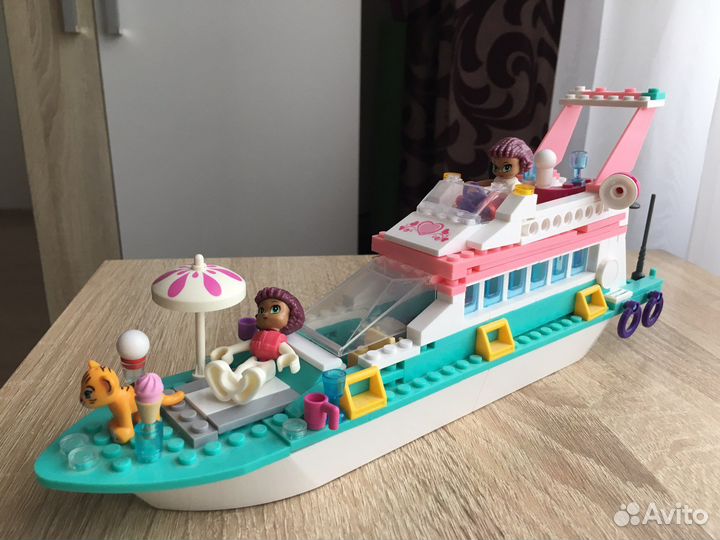 Корабль lego friends