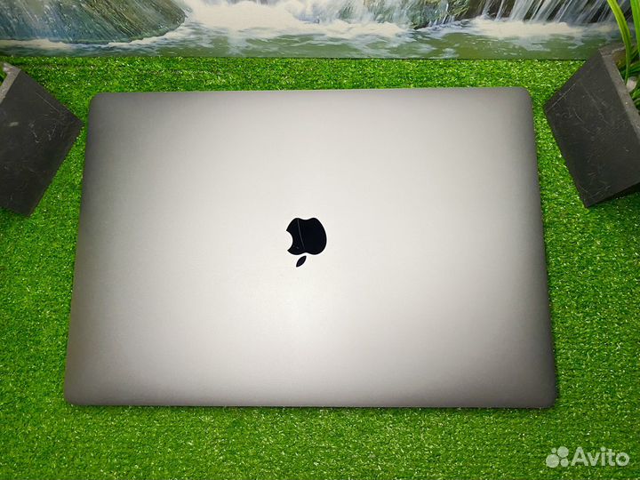 MacBook Pro 16 2020 i7-32-512gb/150-циклов