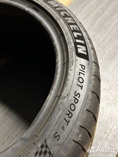 Michelin Pilot Sport 4 S 265/40 R19 102Y