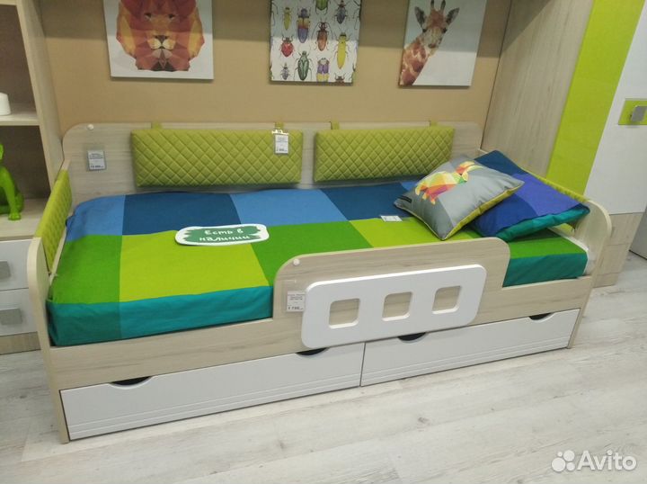 Детский комплект мебели