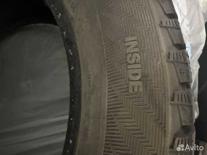 Gislaved Nord Frost 200 225/55 R17