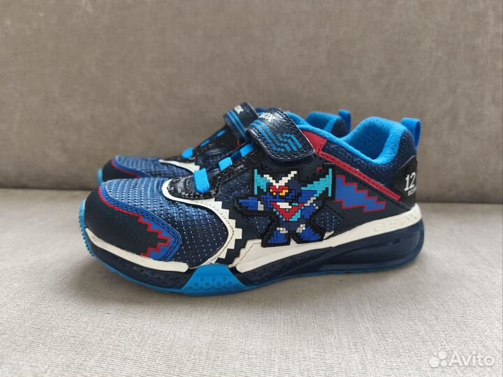 Кроссовки Geox 32