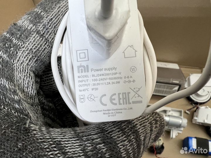 Запчасти робота пылесоса Mi robot V-Mop Essential