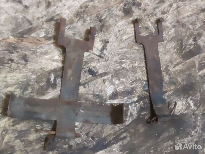 Крепление аккумулятора Тулица Турист Муравей