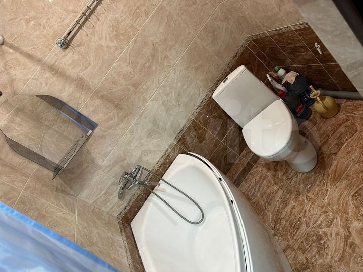 2-к. квартира, 65 м², 4/11 эт.