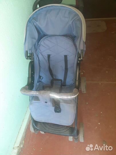 Прогулочная коляска