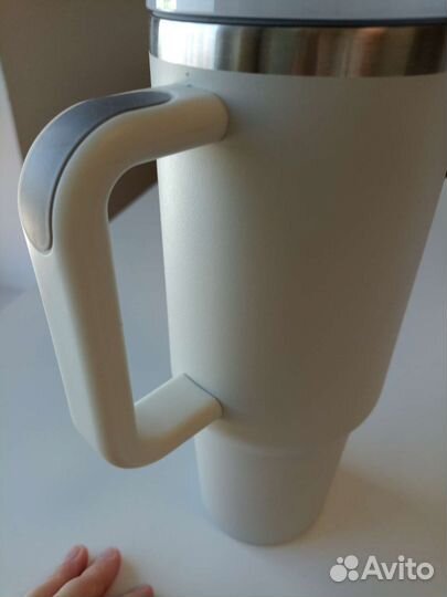 Термокружка очень большой объём 1200 мл с дефектом