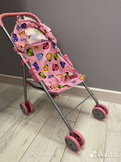 Коляска кукольная