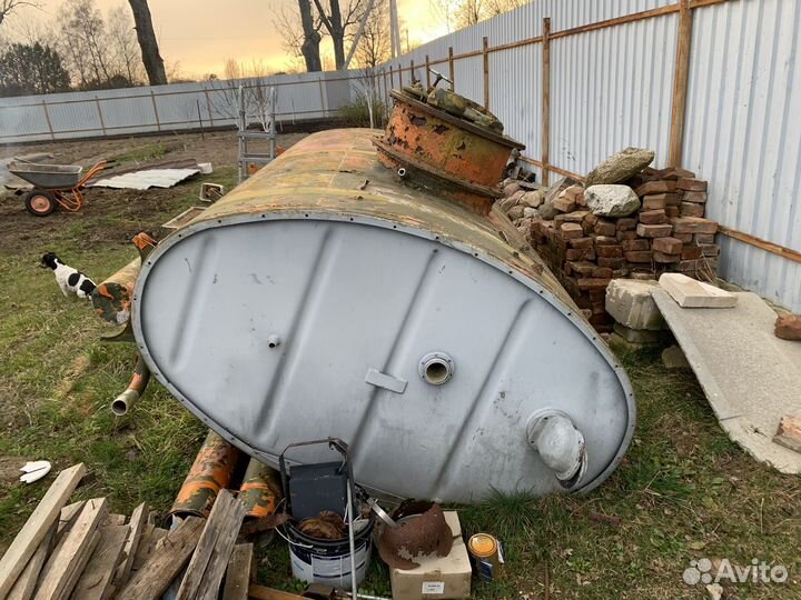 Цистерна от бензовоза