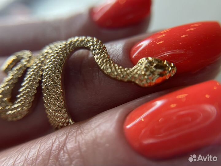 Мастер ногтевого сервиса