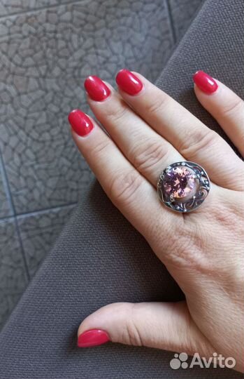 Набор серьги и кольцо с розовыми цирконами