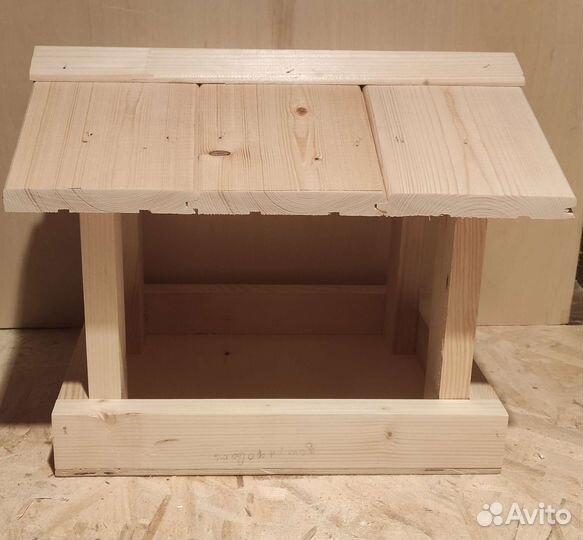 Кормушка для птиц