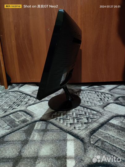 Монитор 20-Дюймов