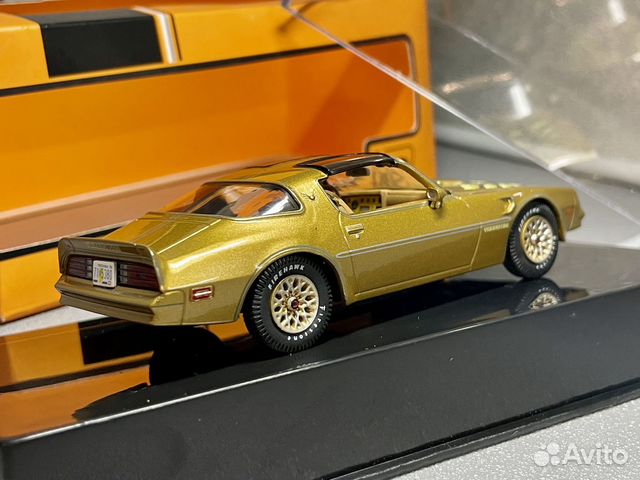 Коллекционная модель Pontiac Firebird 1:43 IXO