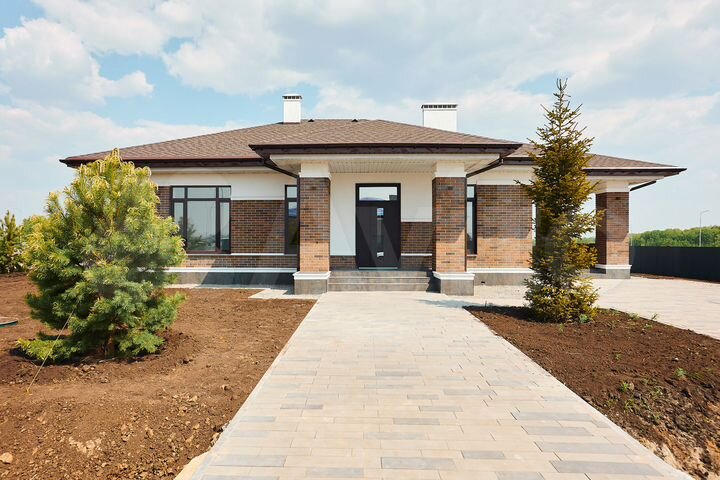 Дом 127,6 м² на участке 8 сот.