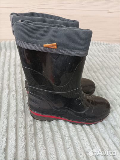 Резиновые сапоги