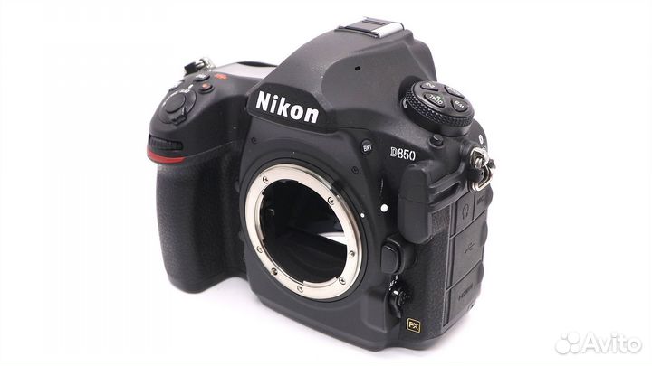 Nikon D850 body в упаковке (пробег 39850 кадров)