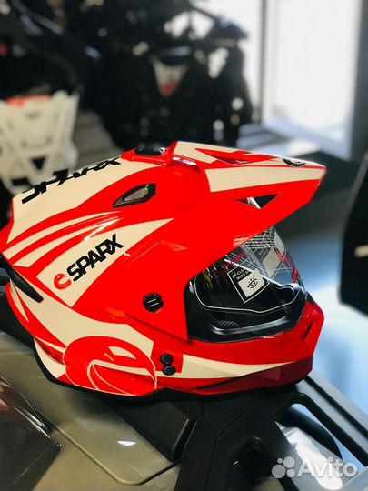 Шлем Sparx Matador, красный
