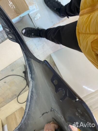 Крыло переденее правое golf 7