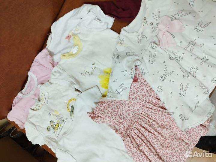 Одежда для девочки (либо двойни)с 0 до года