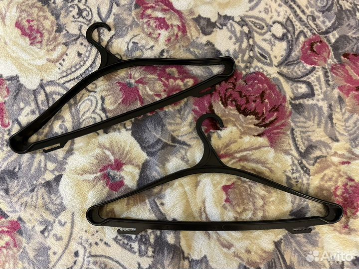 Вешалки плечики для одежды