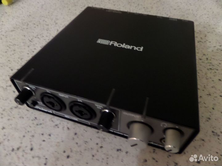 Аудиоинтерфейс Roland Rubix22