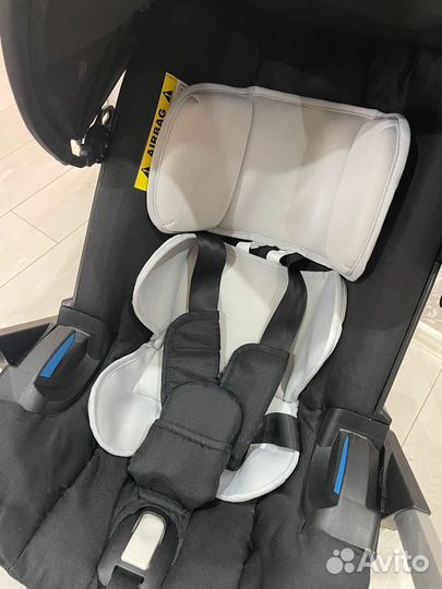 Универсальая модульная коляска 4 в 1